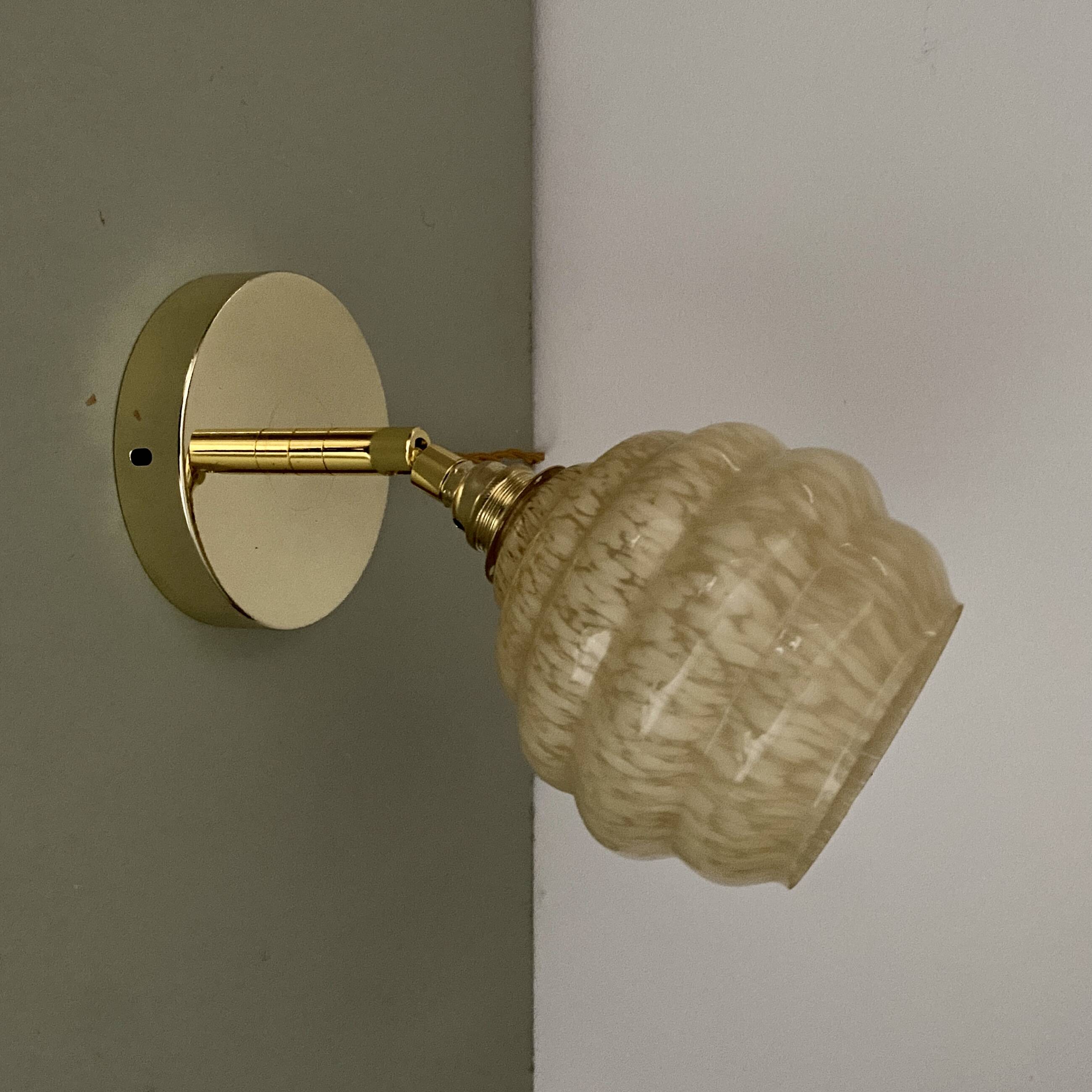 Vintage tulip wall lamp in yellow Clichy glass