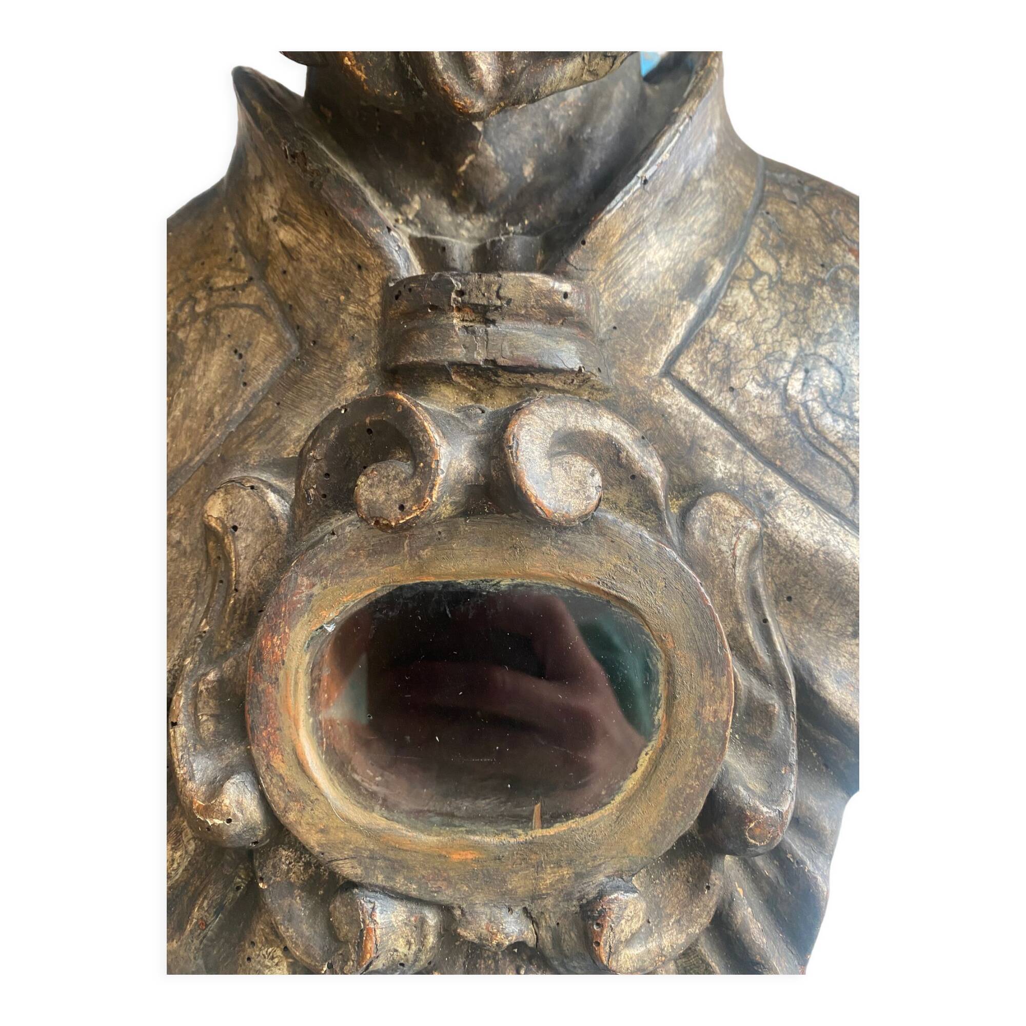 Bust of bishop in reliquary in silver wood xviith