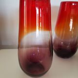 Vases en verre multicolore