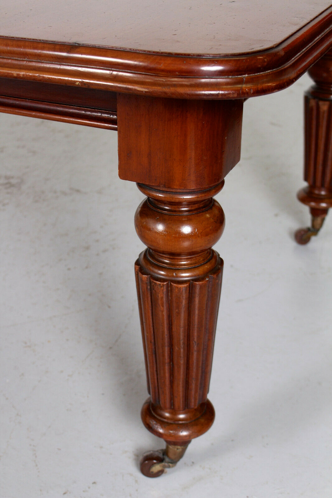 19Th Century mahogany dining table