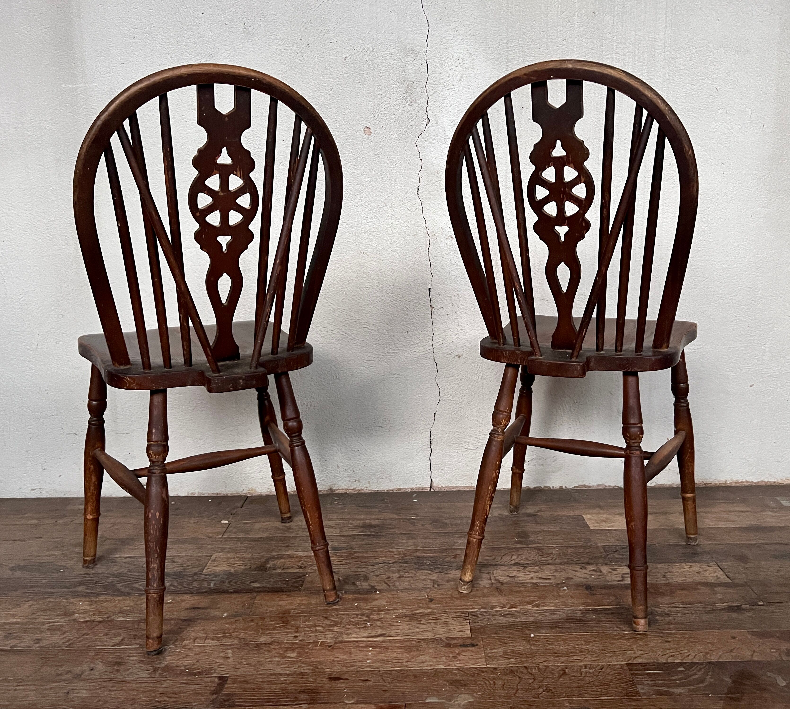 Pair of 2 vintage Ercol dining room bistro chairs, 1950s