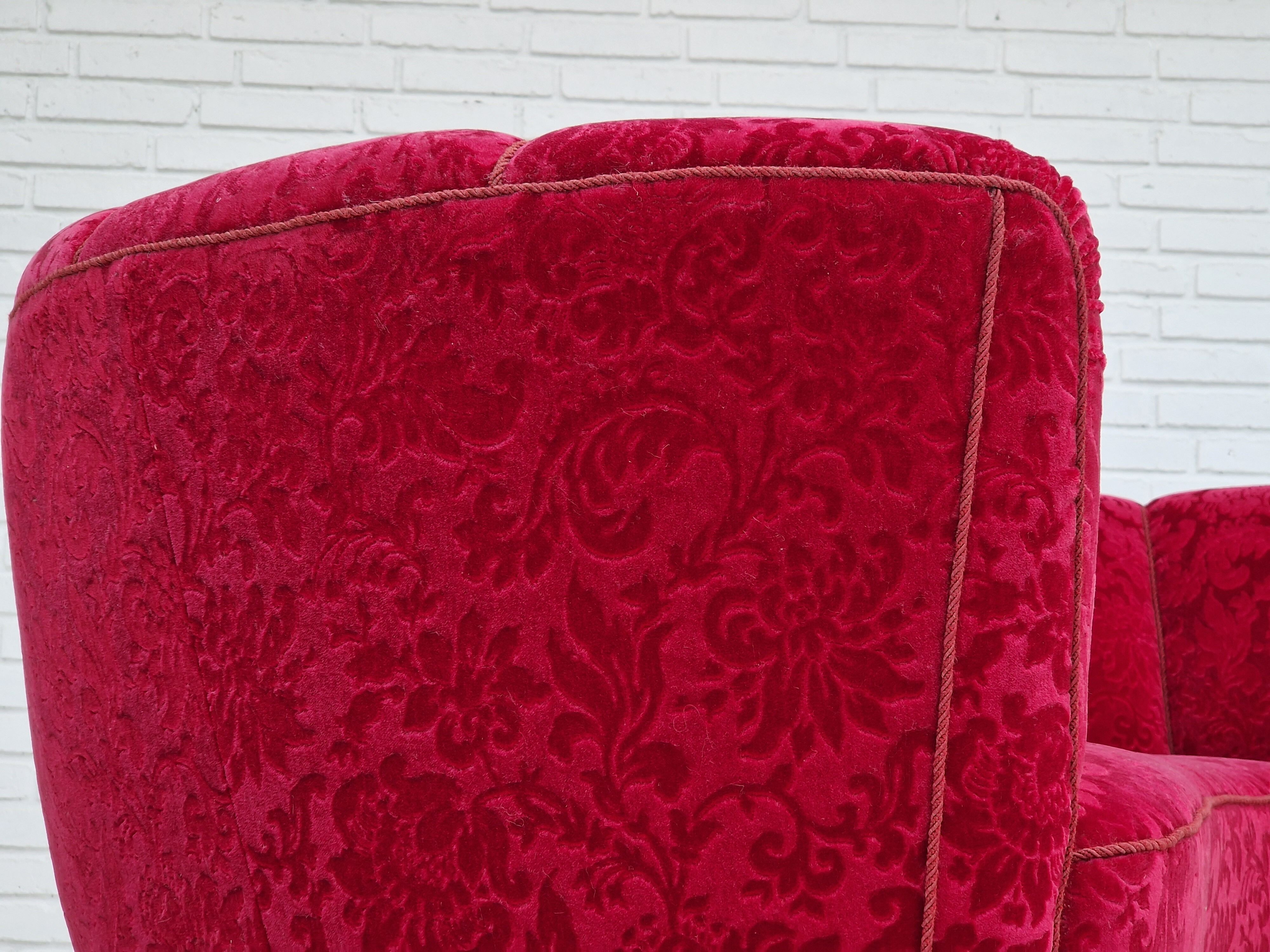 Années 1960, canapé danois vintage 3 places « Banana », original très bon état.