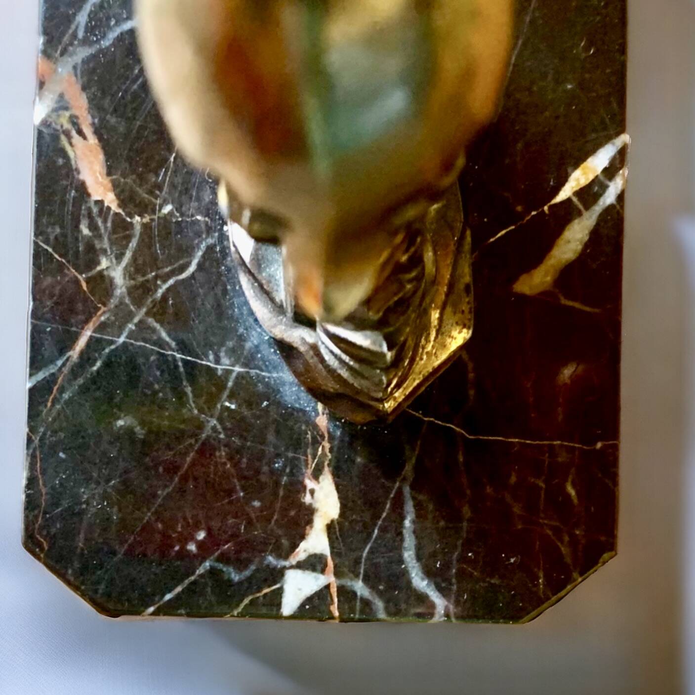 Art Deco bedside lamp - Globe and fawn on marble base