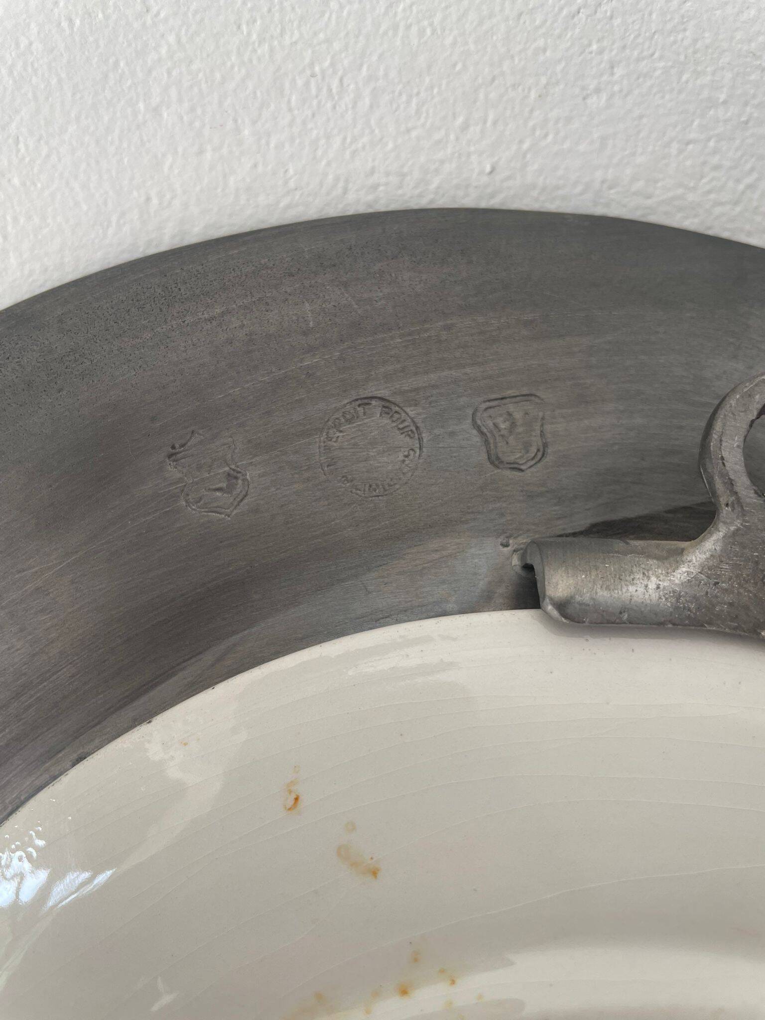 Assiette décoration étain et porcelaine Bassano