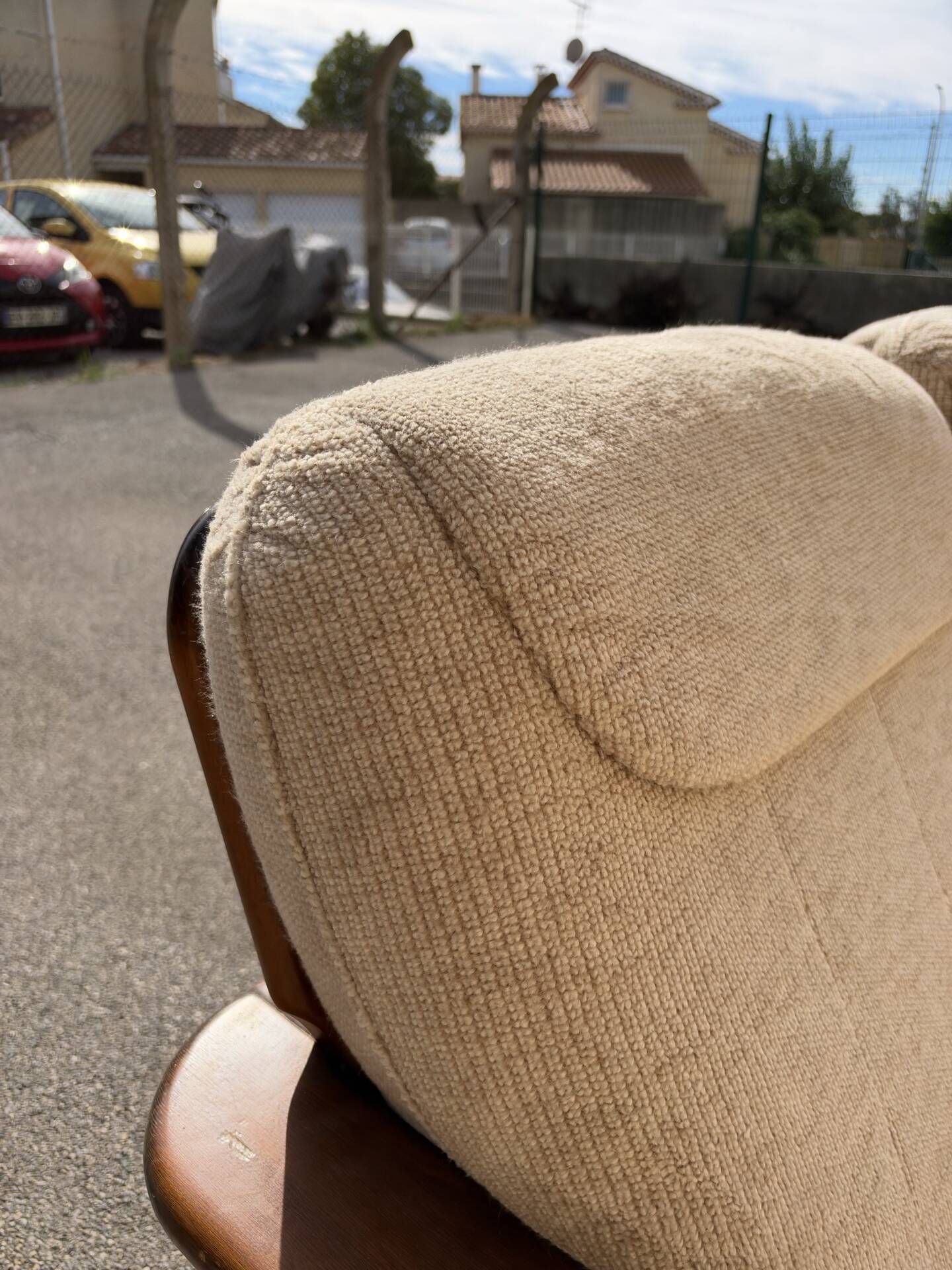 Three-seater sofa in Danish teak from the 1960s.