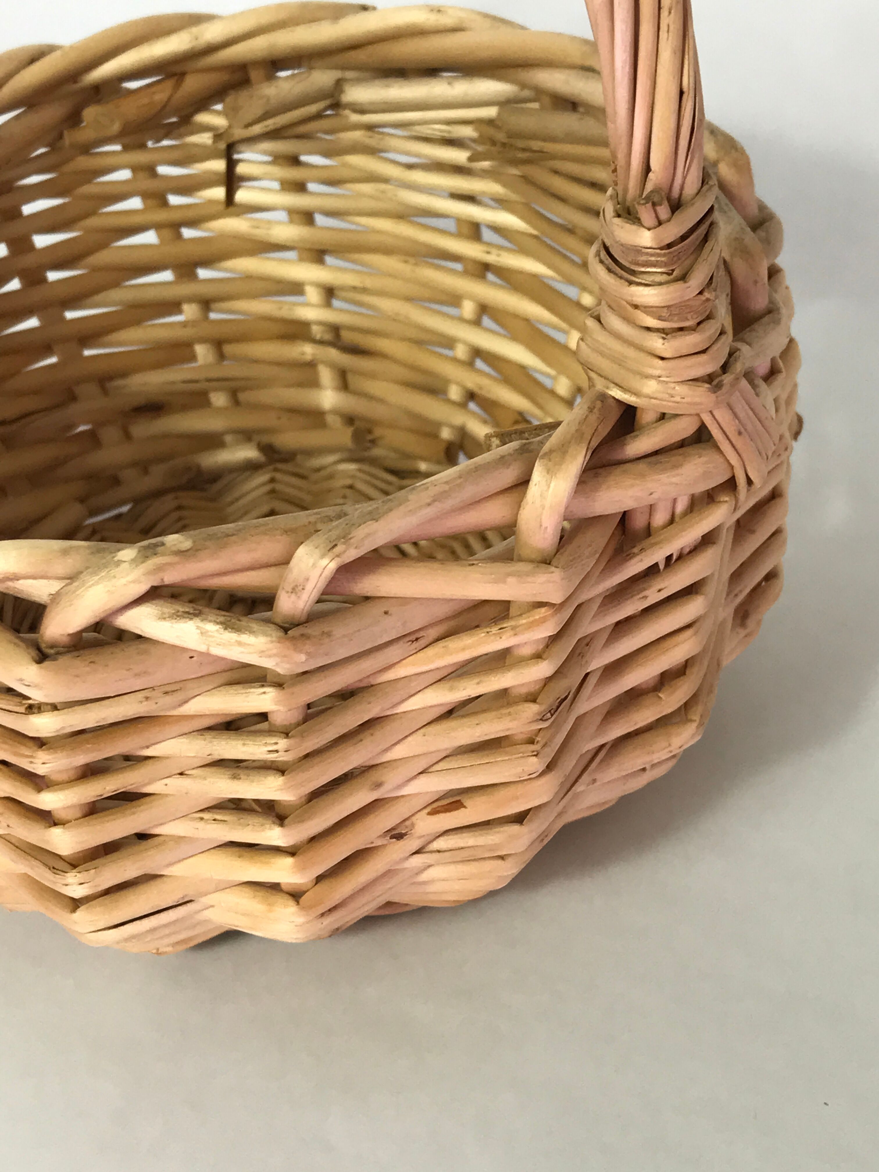 Wicker basket