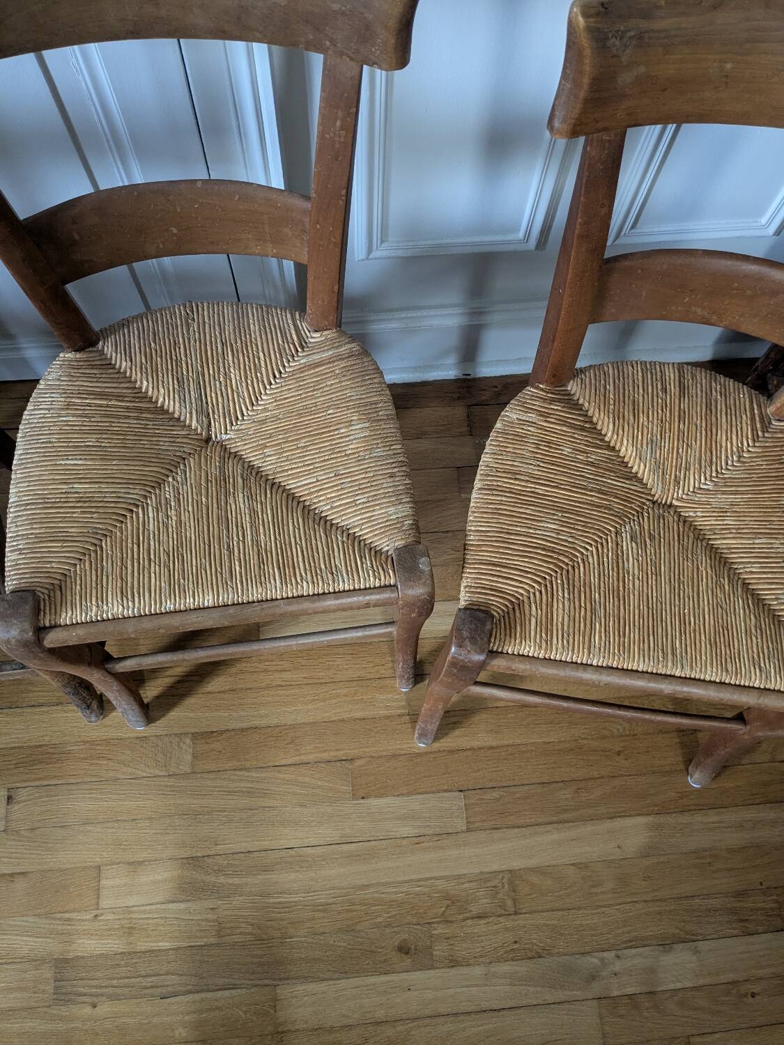 Set of 4 antique chairs