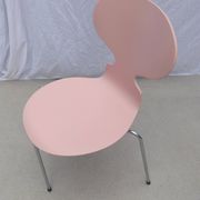 Arne Jacobsen Chair Mod. 3100 Pink