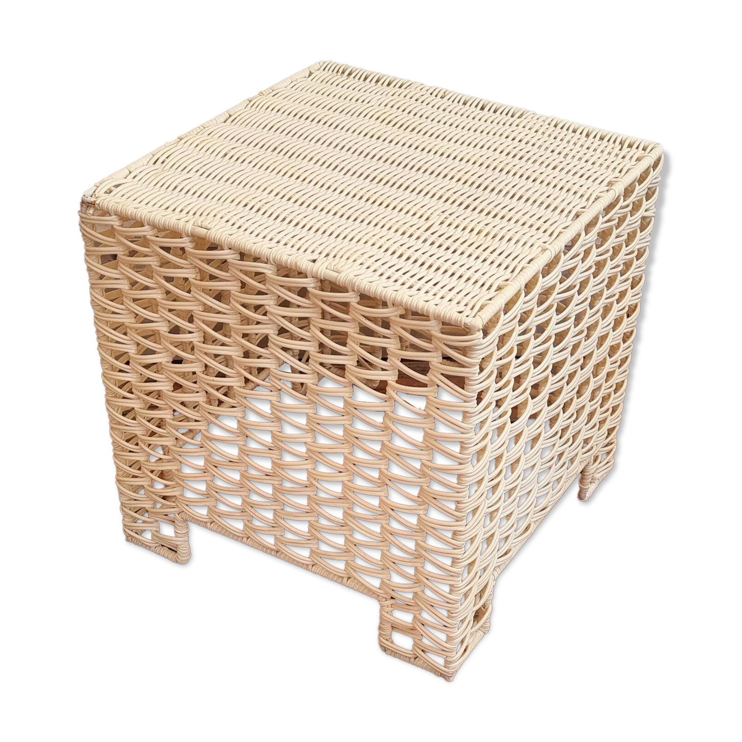 Table basse en plastique tressé vintage