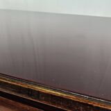 Art Decò chest of drawers in mahogany with burgundy glass