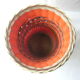 Vase en verre couvert de fils scoubidou, déco 60's