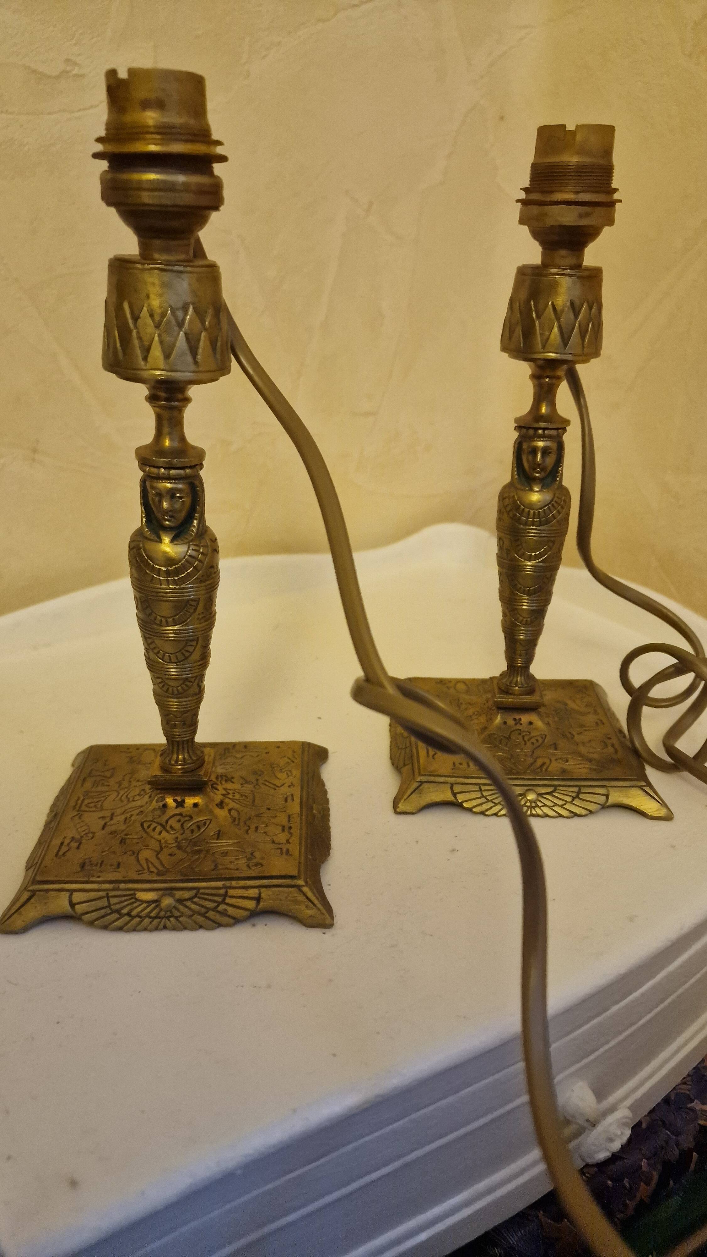 Paire de lampes vintage style Égyptien en laiton – Design pharaon,