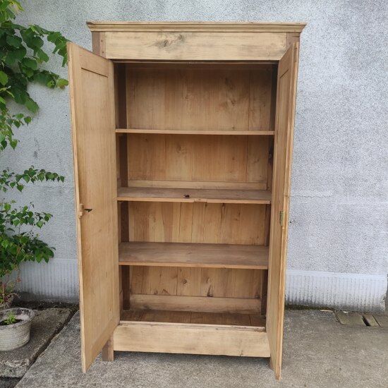 Natural wood wardrobe