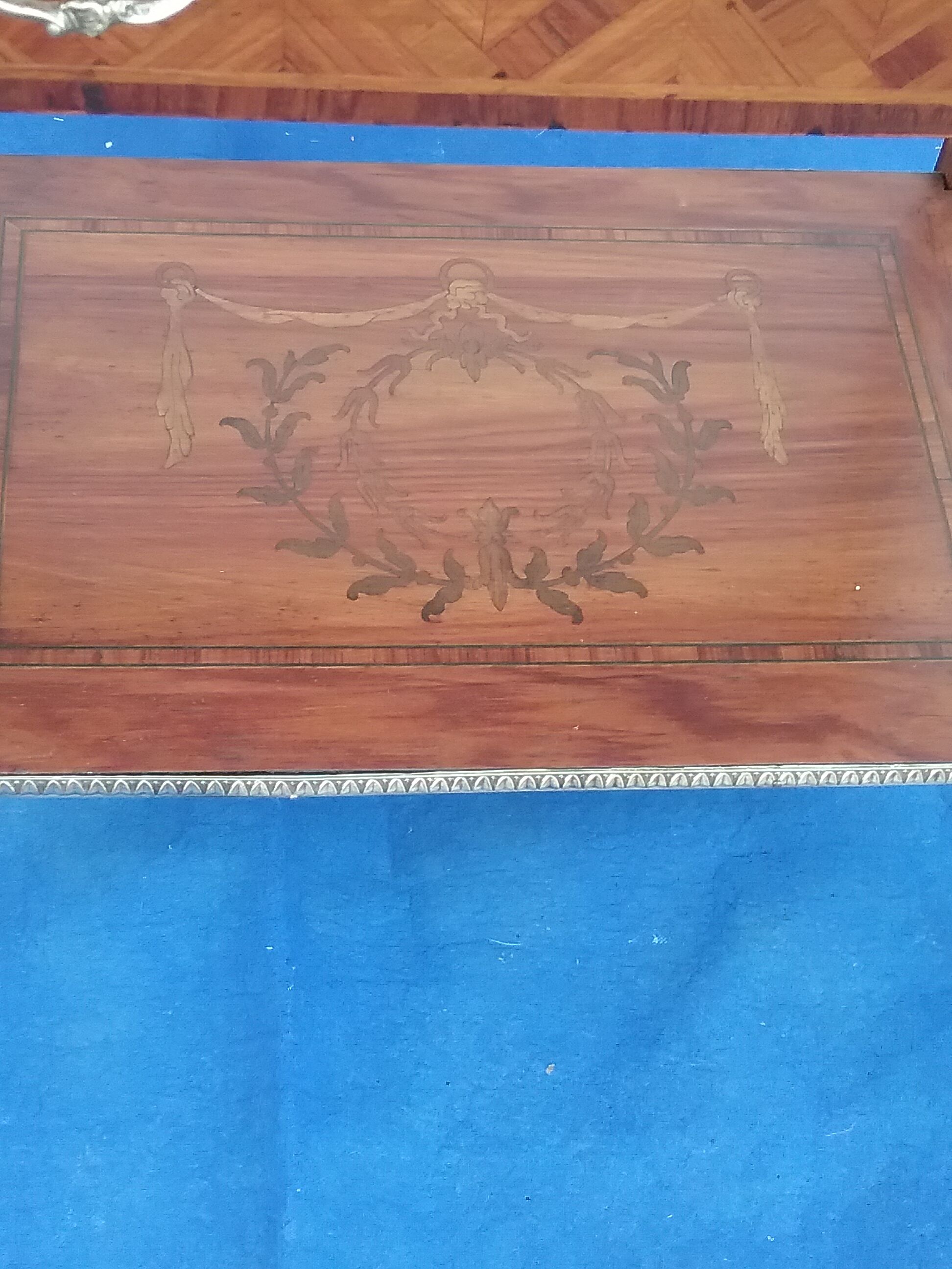 Small marquetry chest of drawers