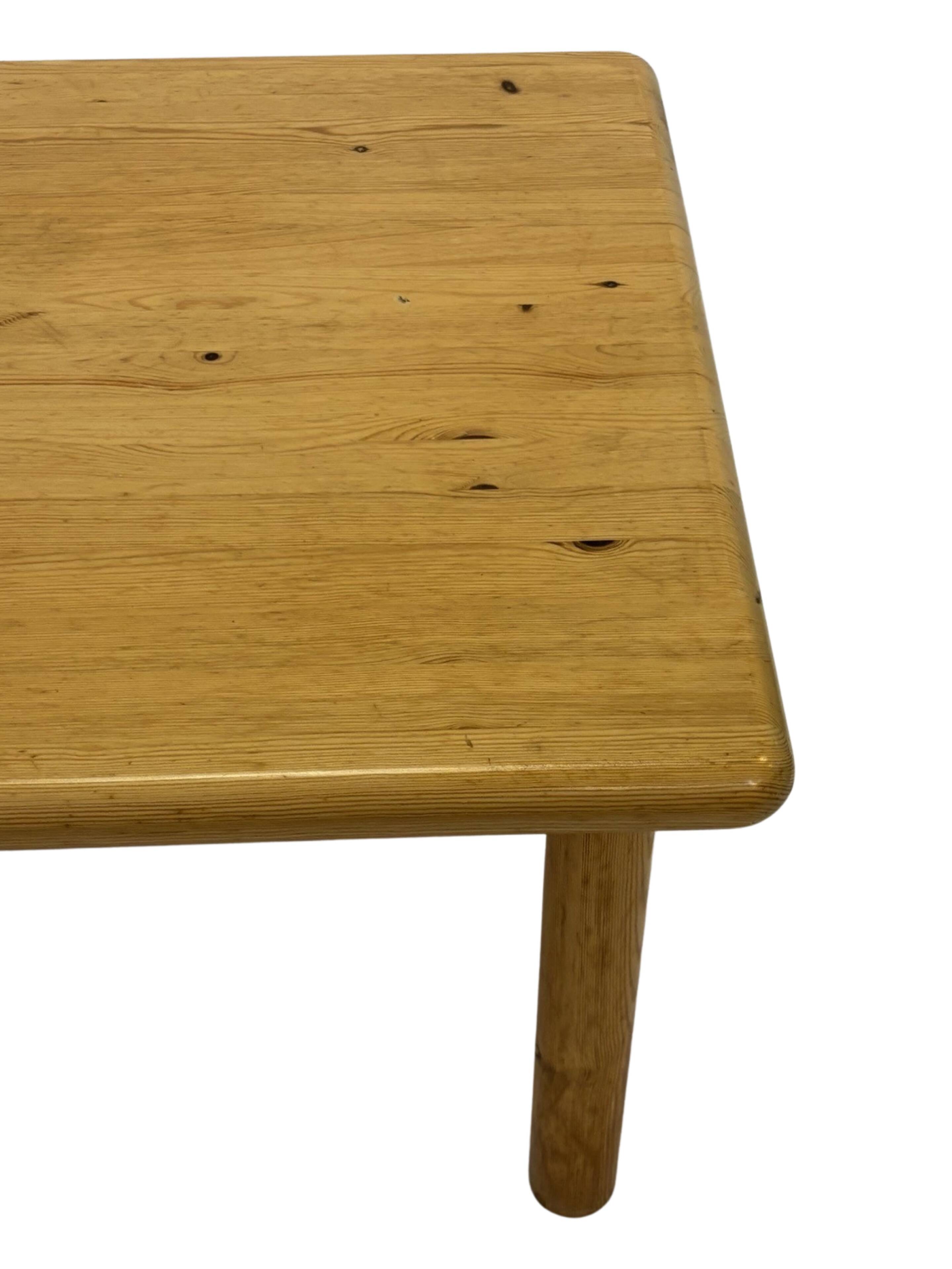 Vintage coffee table in pine 70s minimalist design