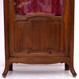 Vitrine Art Nouveau, France, ca. 1910.