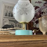 Table lamp