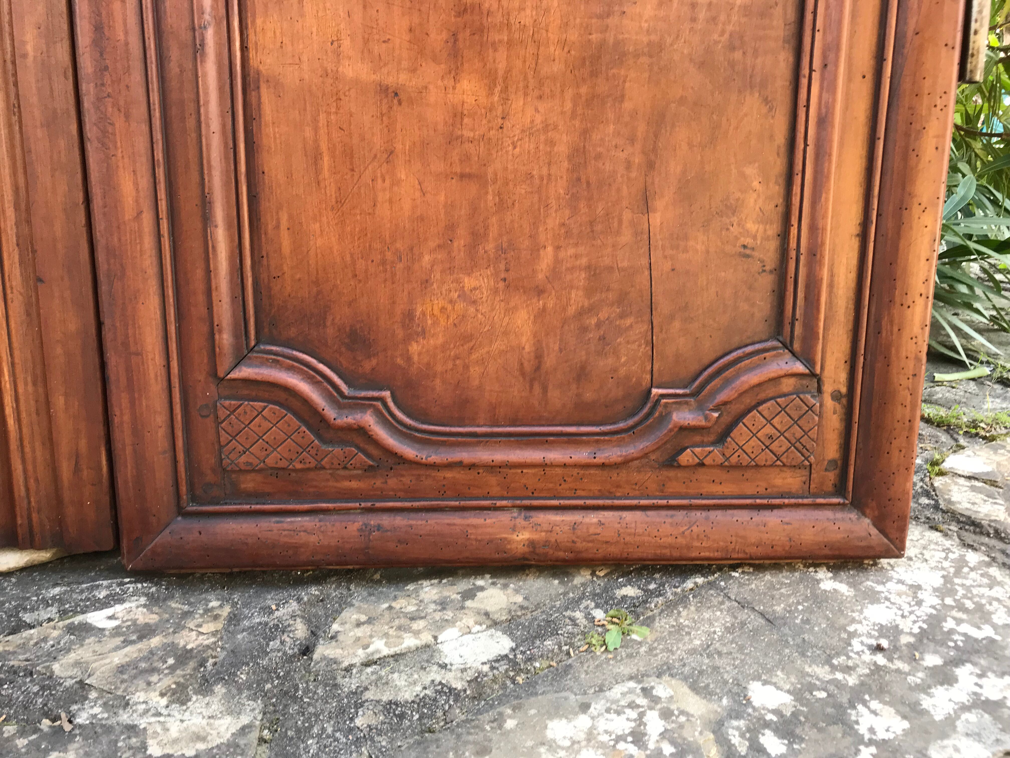 Portes d’armoires anciennes Selency