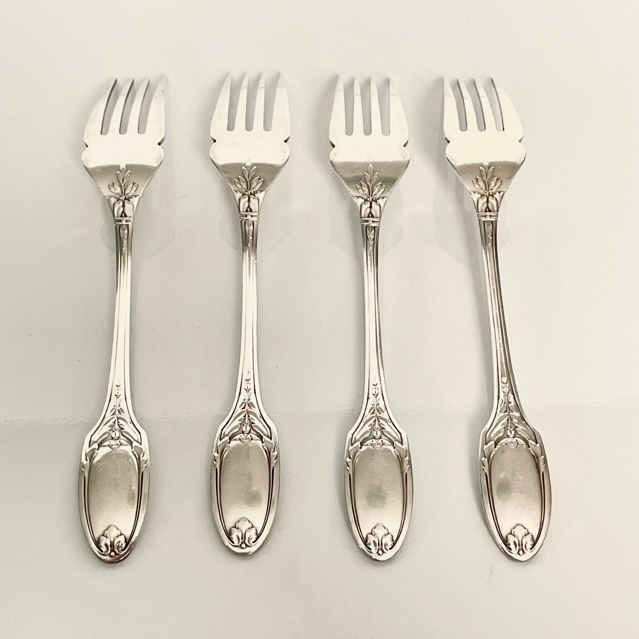 4 Marie-Antoinette Fish Forks - Christofle, Silver-Plated Metal