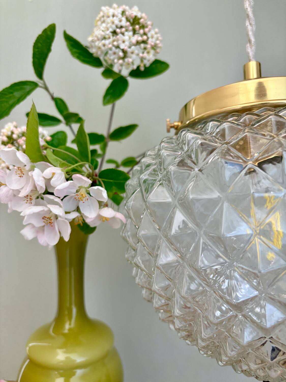 Vintage diamond-point glass globe pendant light