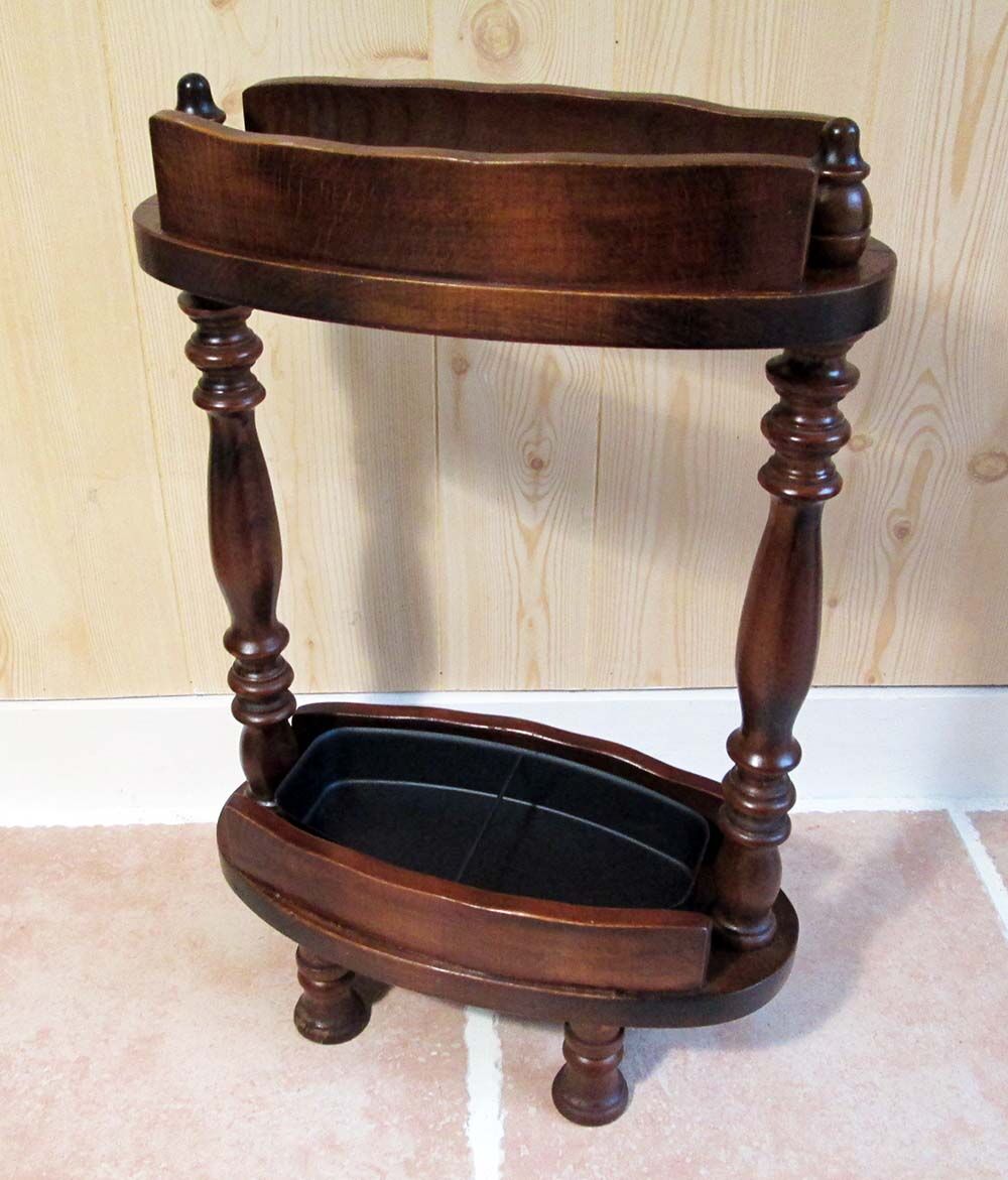 Wooden umbrella holder