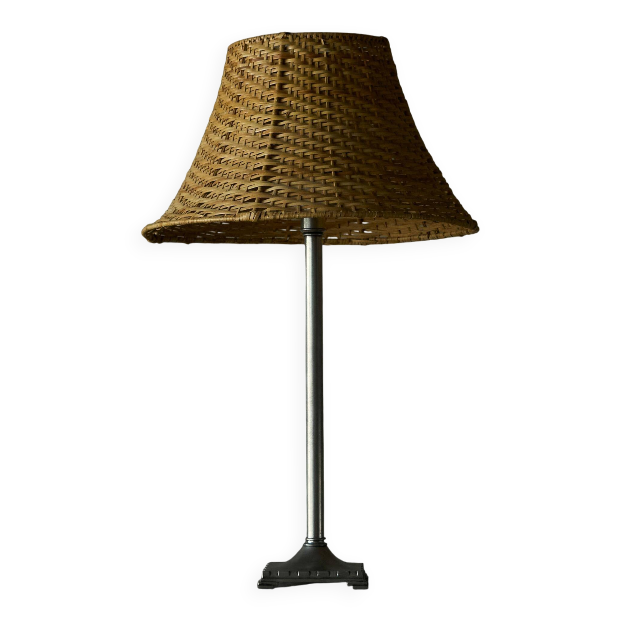 Grace table lamp in tin with rattan shade, 1930s