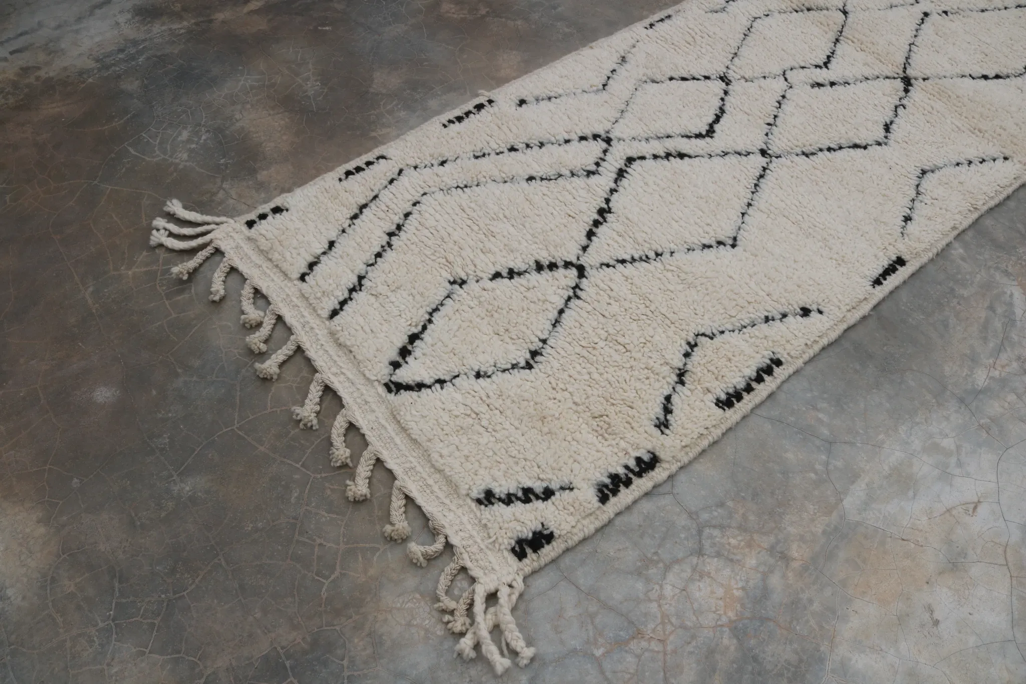 Beni Ouarain rug, 295 x 90 cm - R317