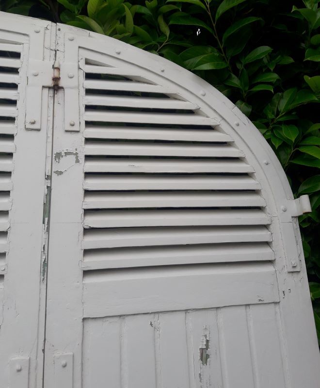 Arched shutters oak louvers H226xW277 4 leaves