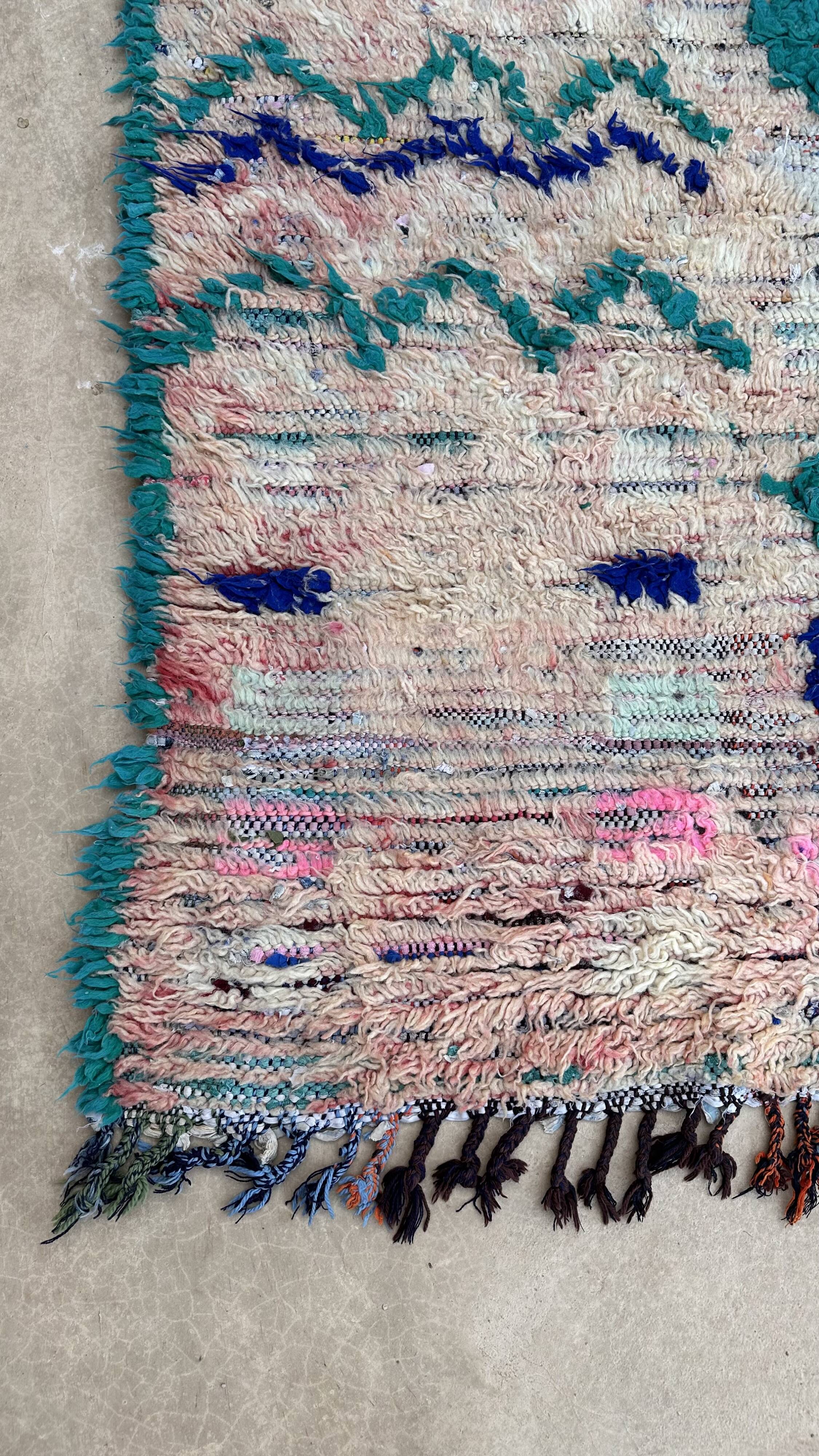 Colorful boujad Moroccan rug - 115 x 239 cm