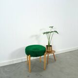 Houten vintage kruk met groen kussen