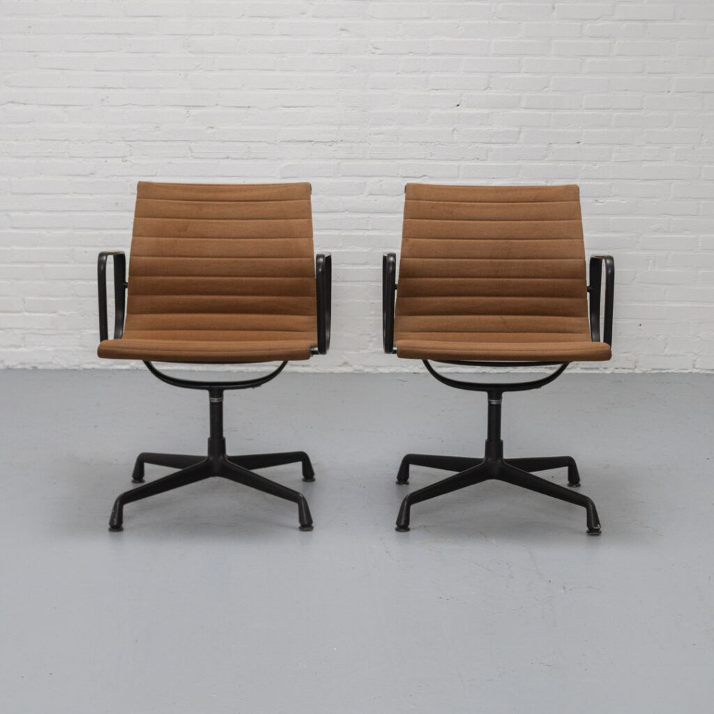EA107 chair by Charles & Ray Eames for Herman Miller 1970s