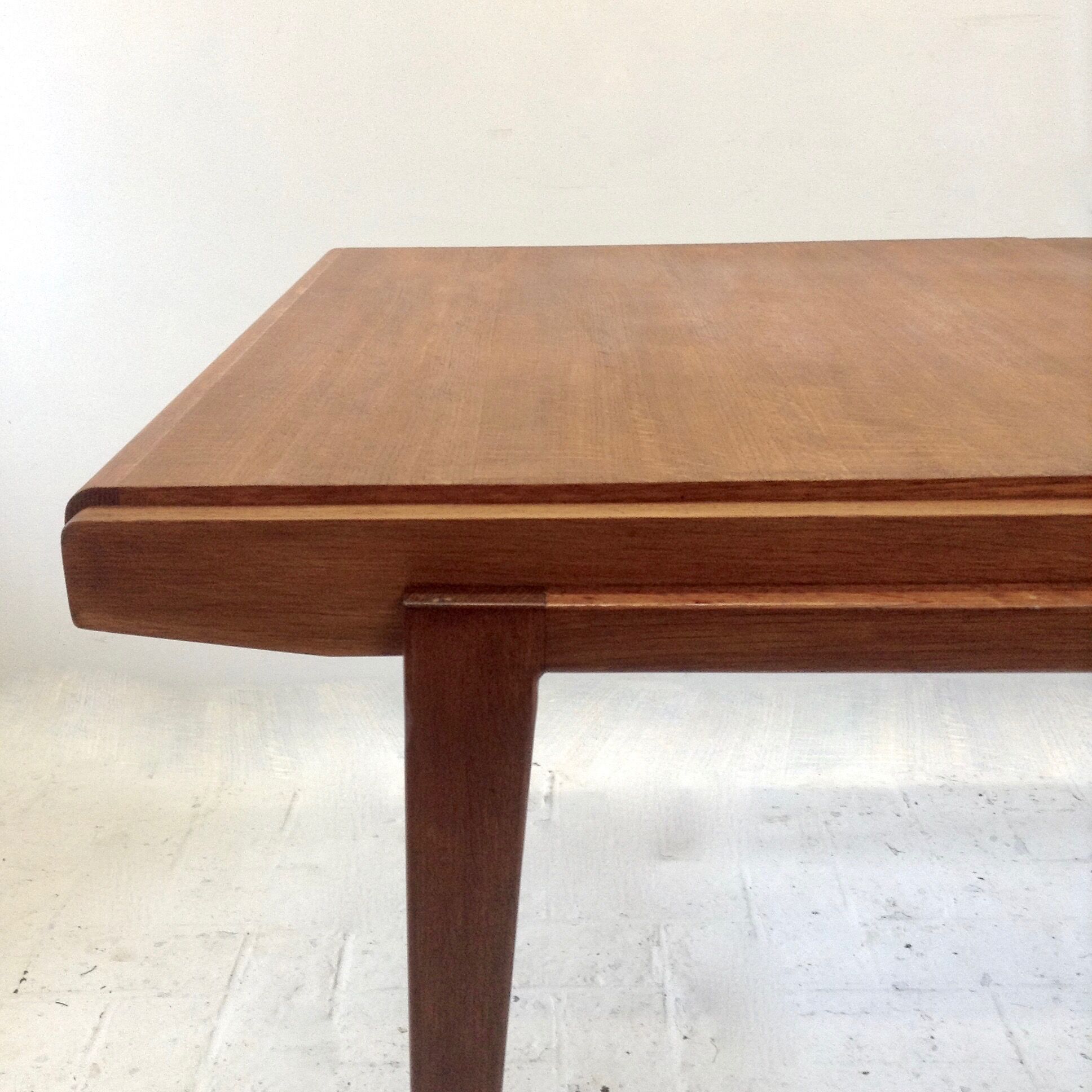 Table de salle à manger