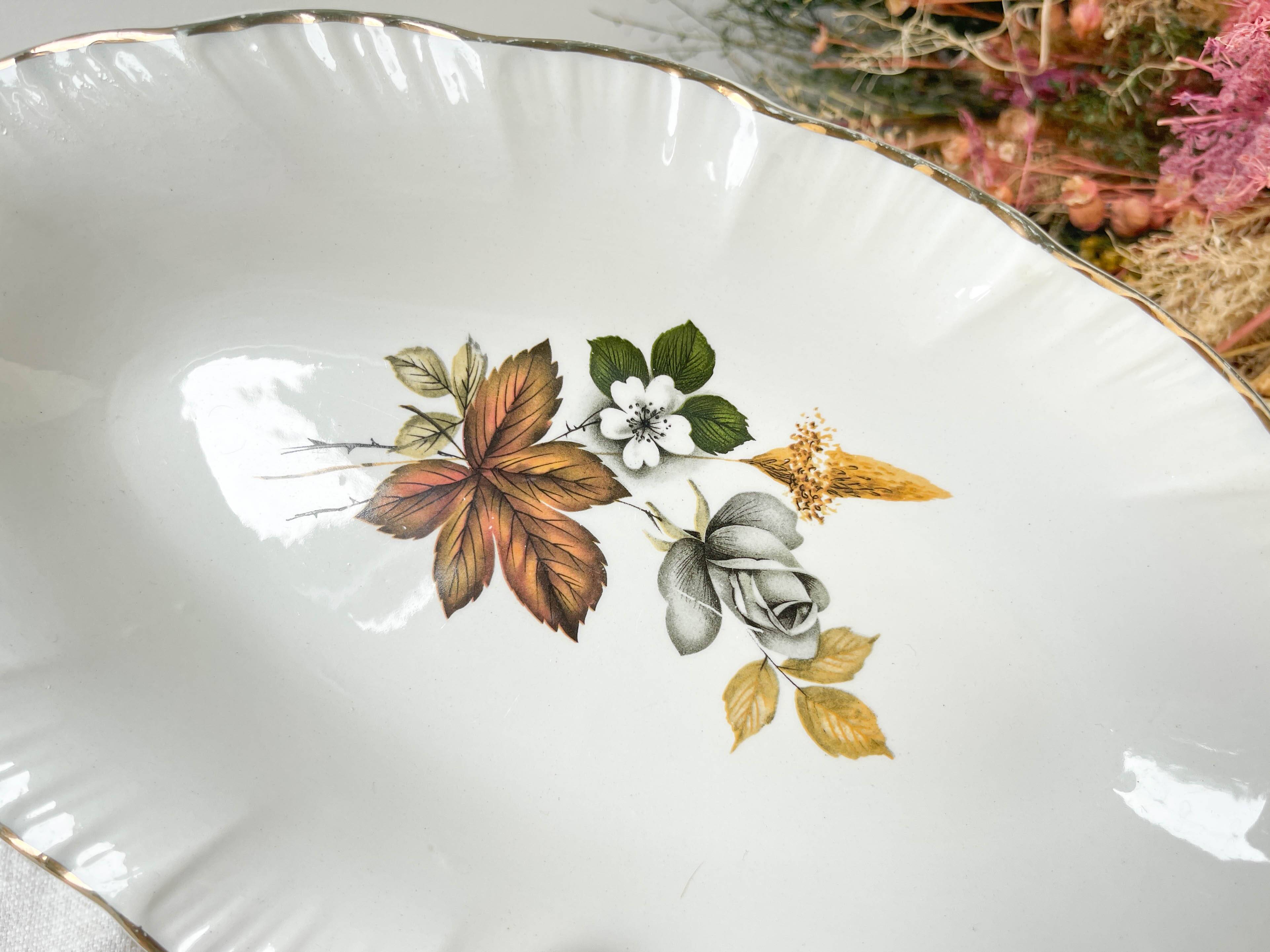 Digoin chamoi porcelain dish with floral pattern