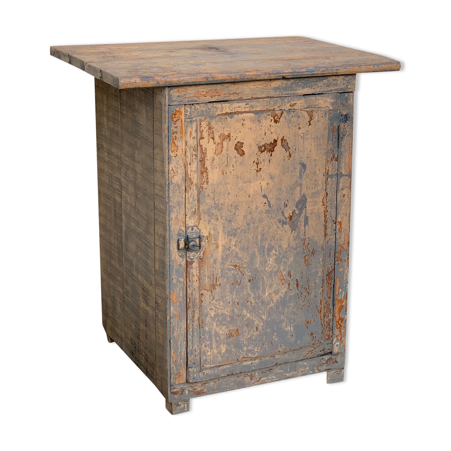 Parisian workshop buffet with patina 1940