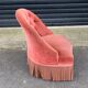 Fauteuil crapaud velours rose années 50