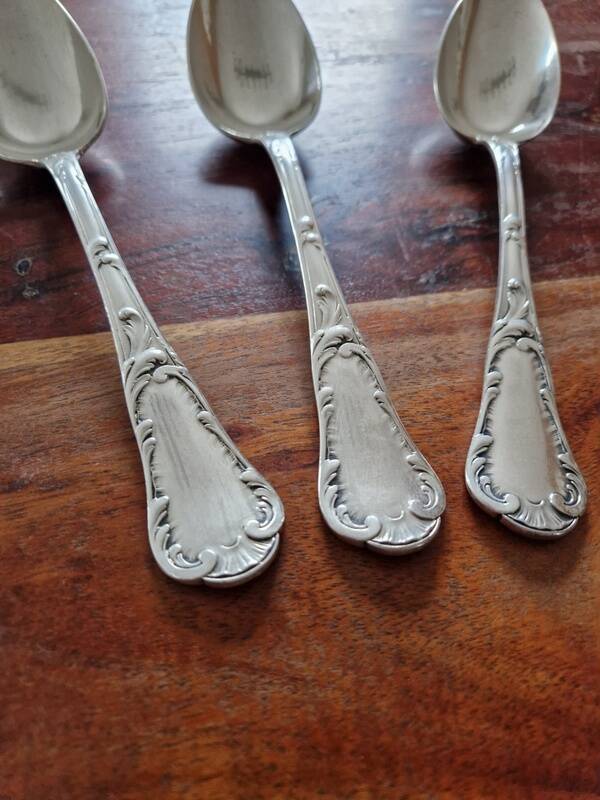 Christofle - 3 silver-plated table spoons - Chrysanthemum model