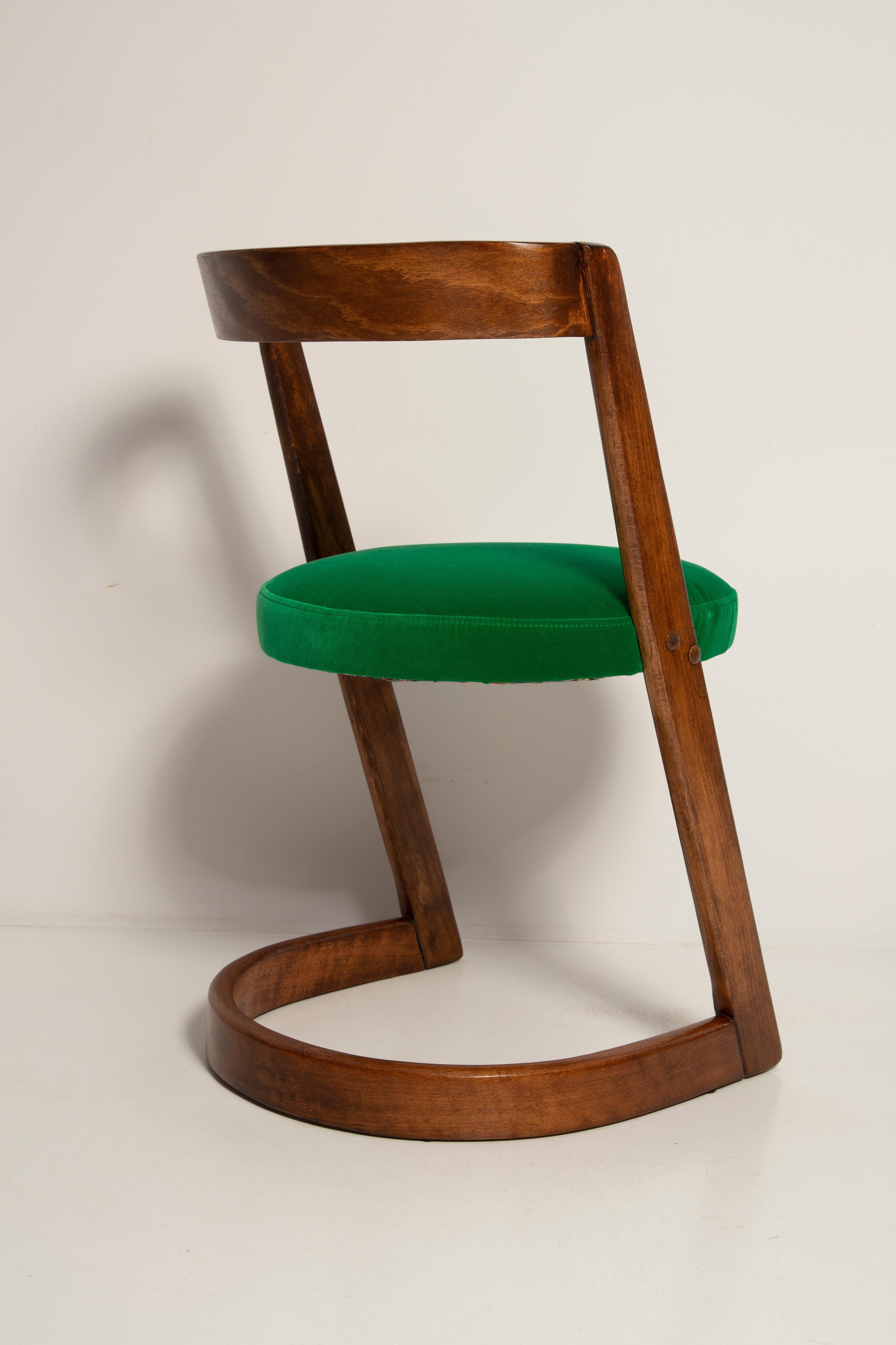 Chaise et tabouret Halfa en velours vert milieu du siècle, Baumann, France, années 1970