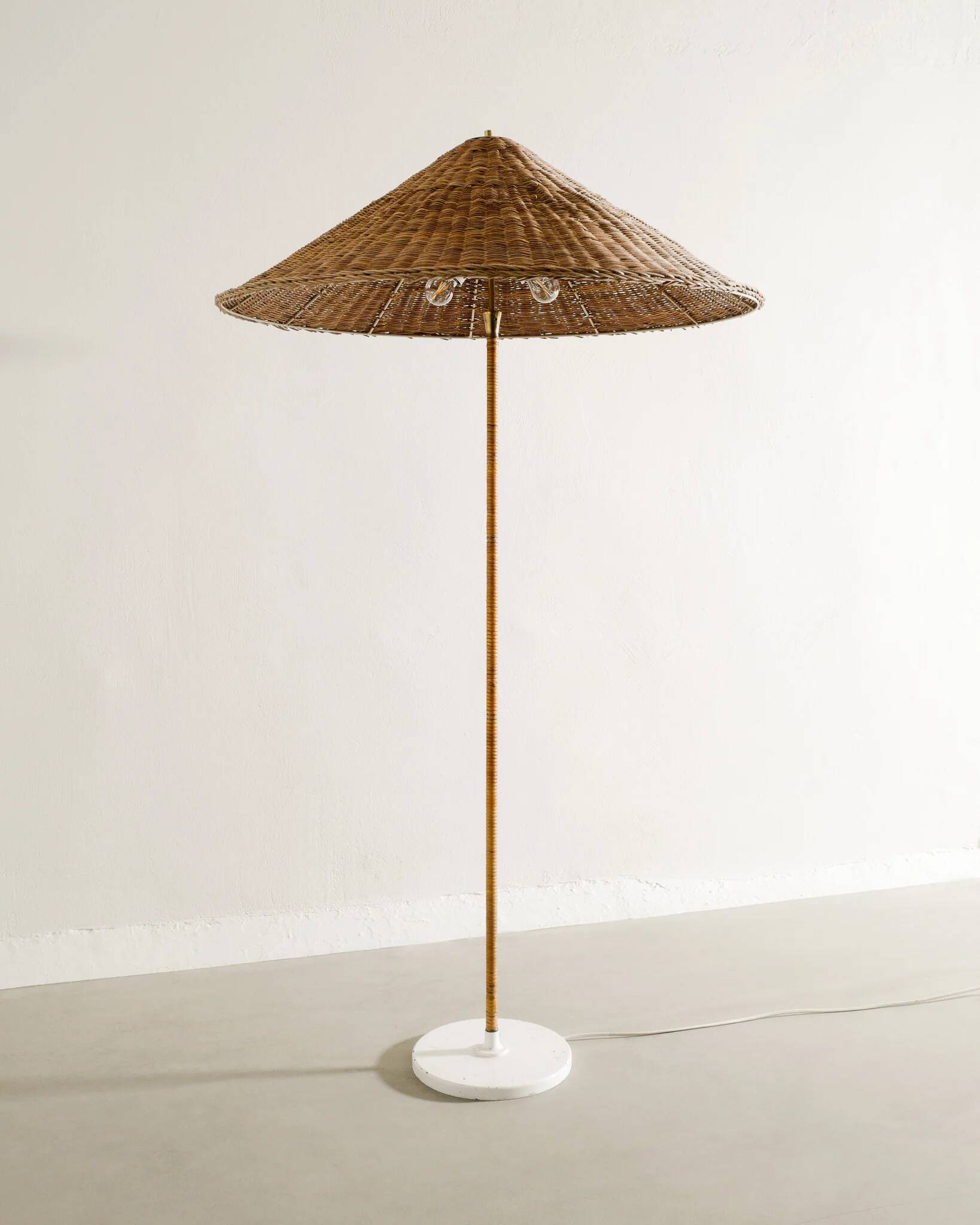 Finnish Mid Century Rattan Floor Lamp by Paavo Tynell for Itsu, 1940s