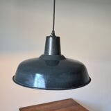 Vintage industrial suspension in enamelled sheet metal