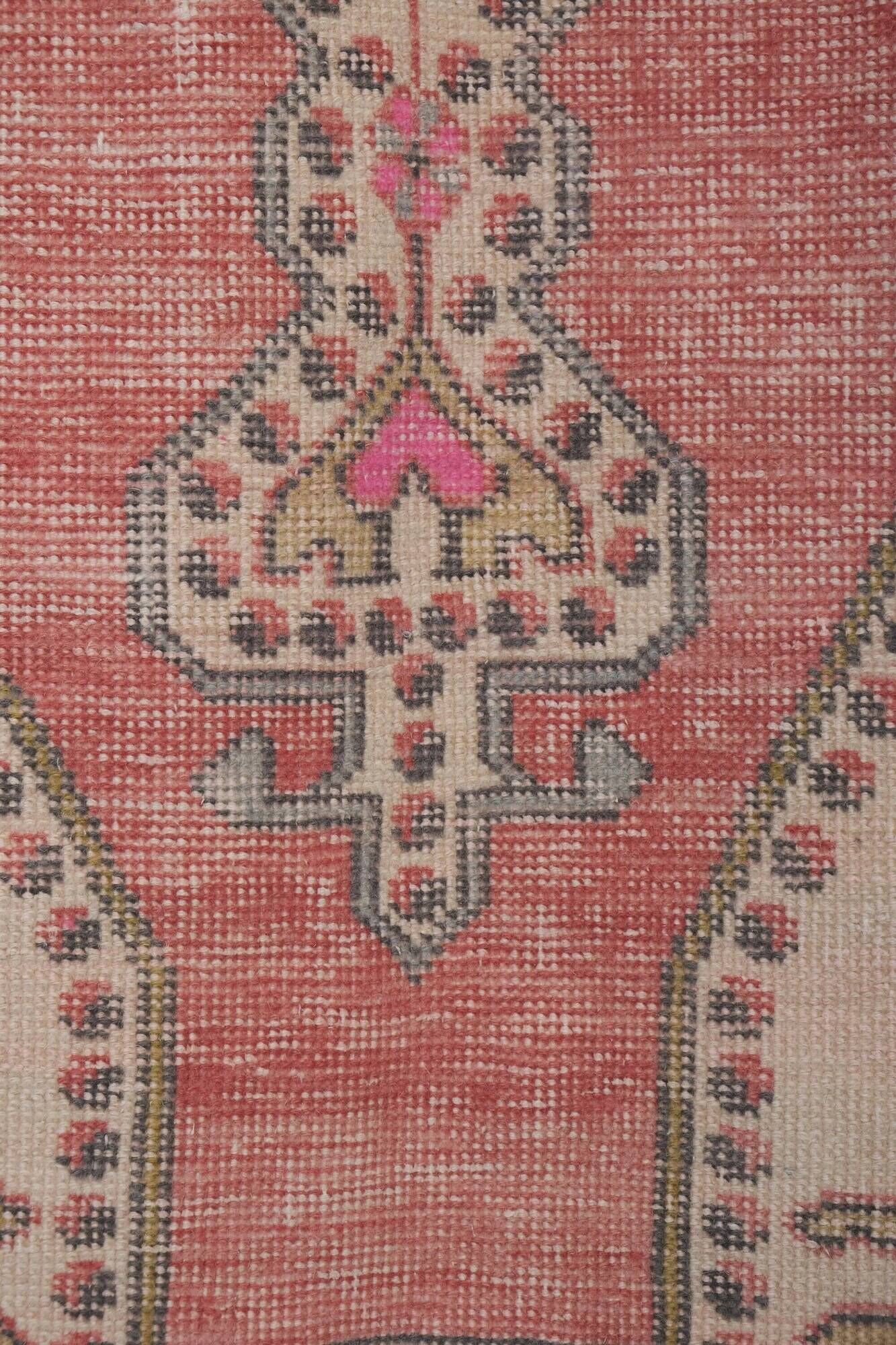 Vintage Turkish handmade rug 129x213 cm