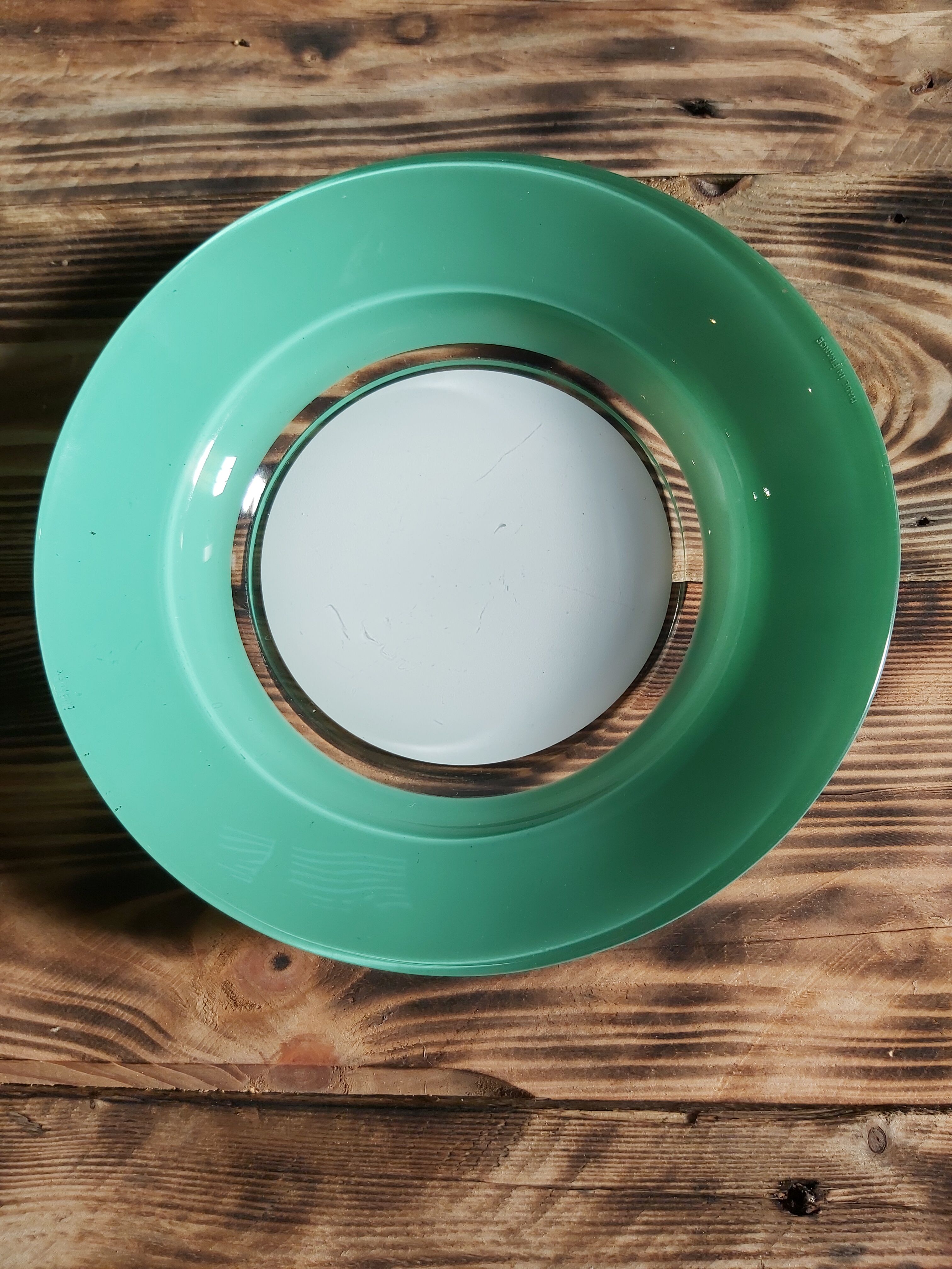 3 assiettes creuses Duralex vertes