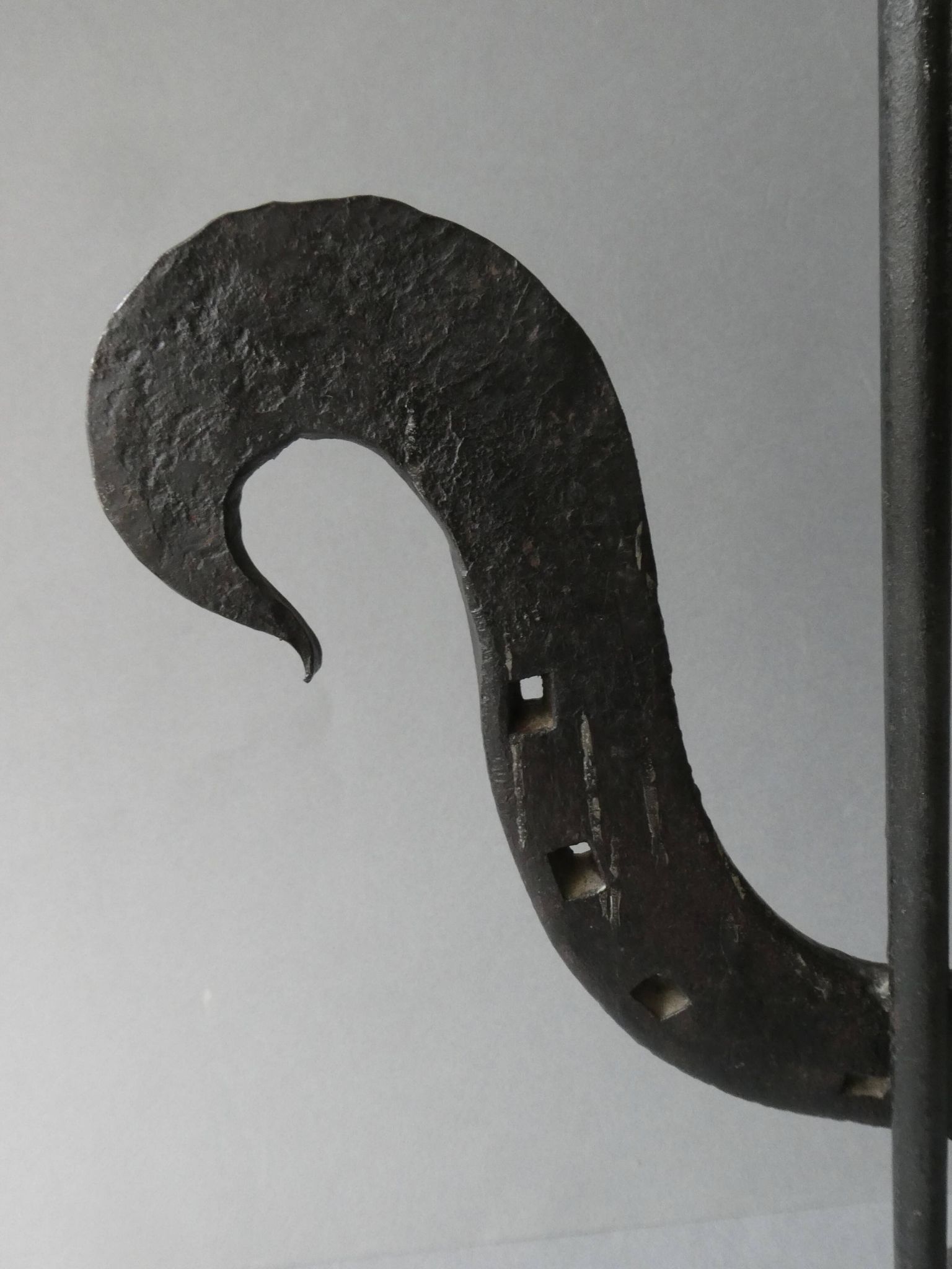 Bougeoir coq en fer forgé, brutaliste