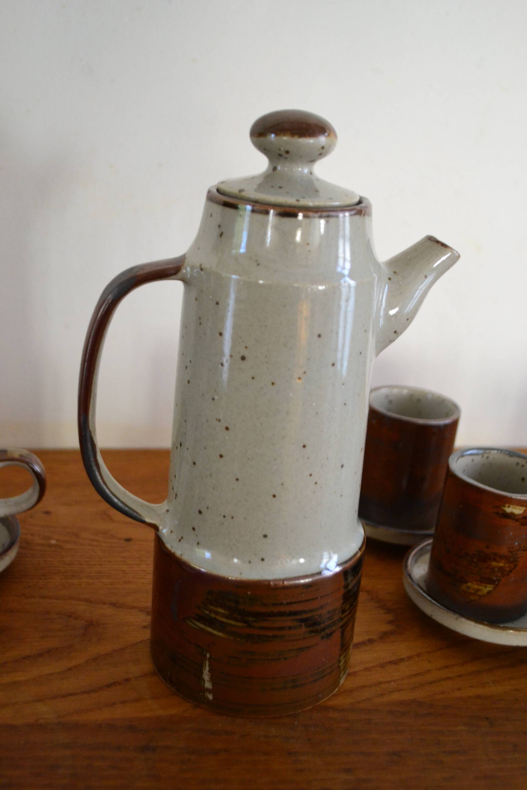 Vintage enameled stoneware coffee service made in Japan 60s
