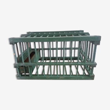 Thrushes wooden cage