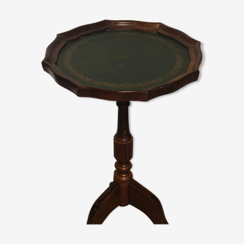 Harness or pedestal table in wooden tripod foot and green leather top