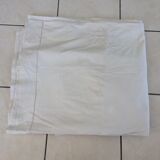 Drap ancien en coton blanc avec monogrammes