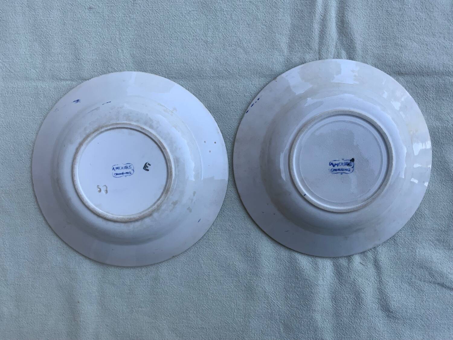 Terre de Fer “Amours” plates