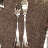 98-piece silver metal cutlery set