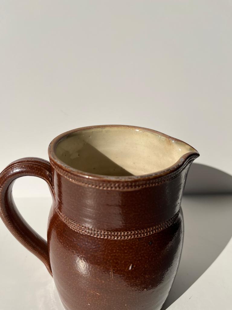 Brown ceramic pitcher H: 20 cm