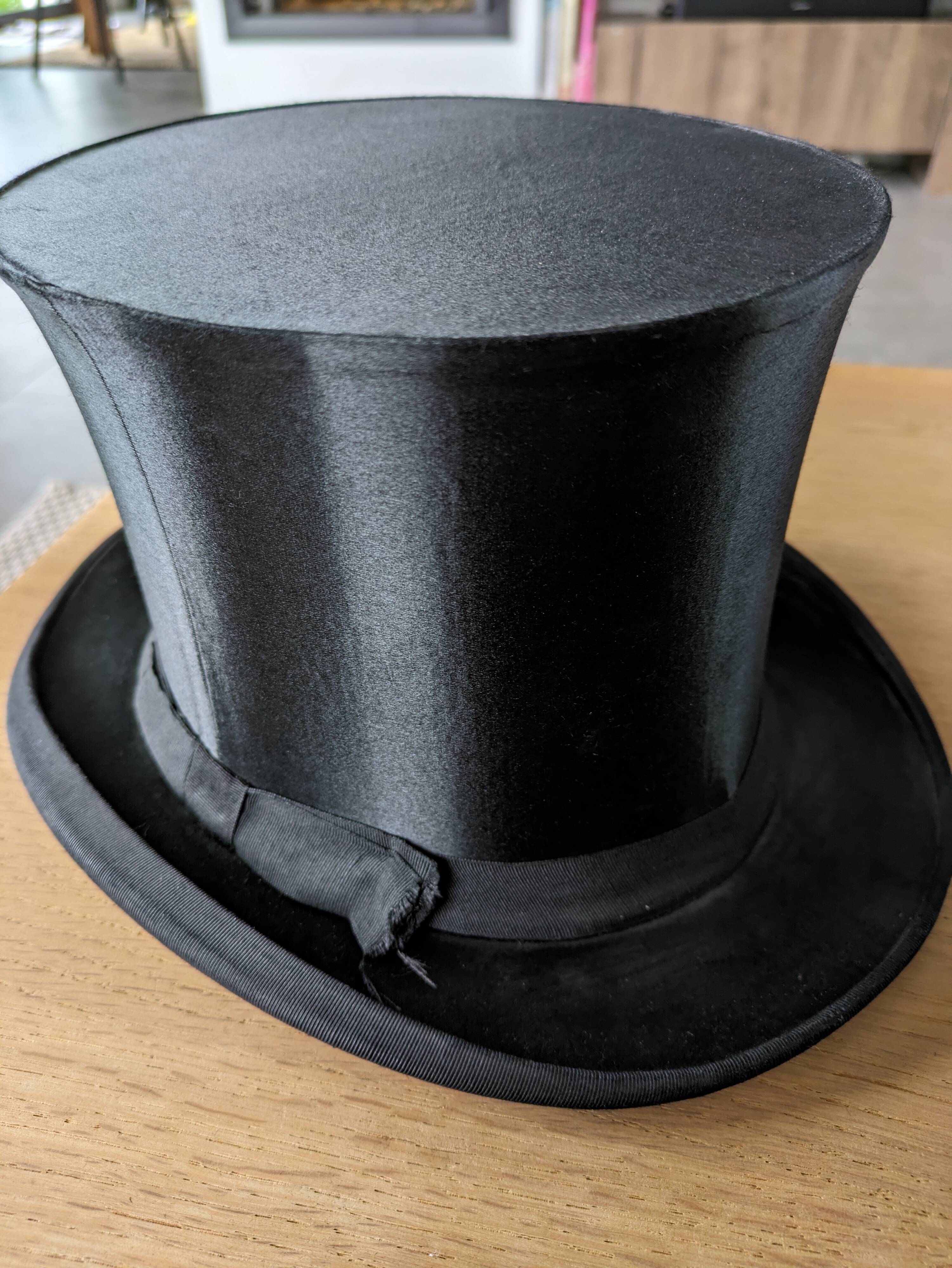 Top hat